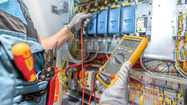 Best Local Electrician Companies  in Grants Pass, OR